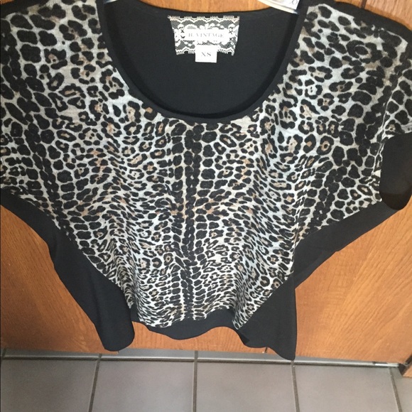 Top - Picture 7 of 9